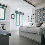 Collection - Ordinance Apartmán